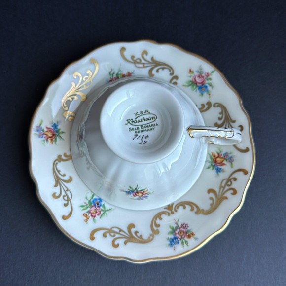 K&A Krautheim Bavaria Germany DEMITASSE Tea Cup & Saucer Floral Scrolls Blue Rim - Picture 3 of 10